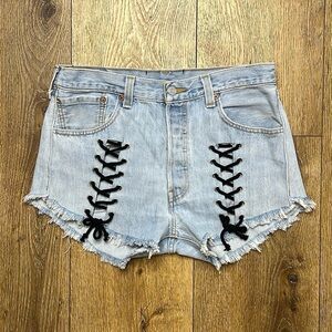 Reworked Levi’s Light Wash Jean Shorts RTM